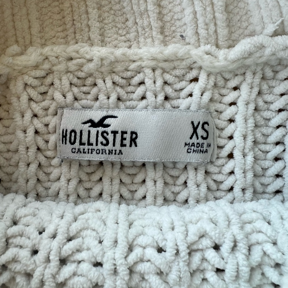 Hollister White Chunky Knit Sweater - XS - Picture 2 of 2